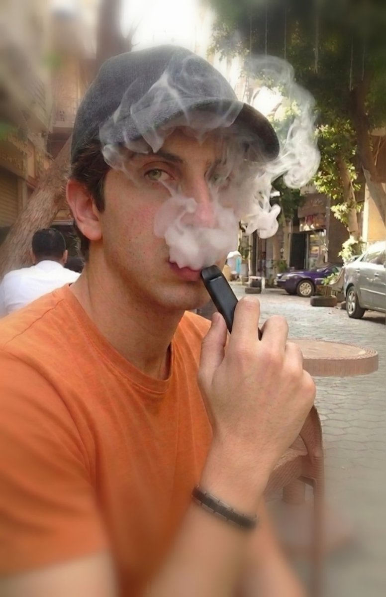 Rayan_el20's tweet photo. Disposable Puffs 3000 s7ba w zy elfol b 300 gneh https://t.co/Wvr5opaGco