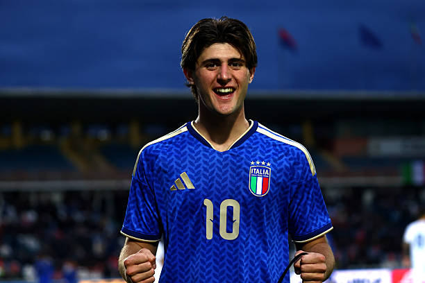 MilanPosts's tweet photo. 📰 @SkySport: Milan are in talks with Catanzaro for Liberali. https://t.co/ViPyW3gpYJ