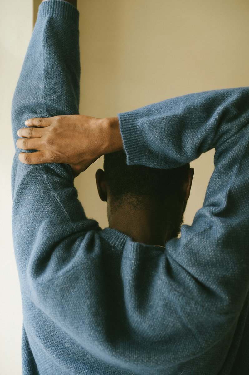 MassAppealMag's tweet photo. Grooming Lounge
Blue isn't just a color, It's a statement.
Discover how modern leaders are using color, texture, and style to communicate confidence before they ever say a word.
#MAGroomingLounge #MassAppealMagazine #BlueIssue #MensStyle #ExecutiveStyle #Leadership https://t.co/cuunTNNul4