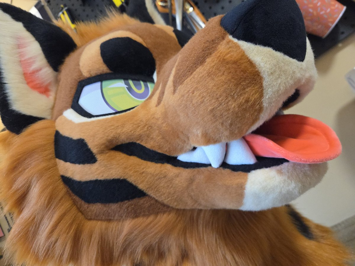 Multicolorbark's tweet photo. I'm working on an Auction channel for this premade and likely future suits. If you are interested in bidding on this partial follow the link! 💛✨️👉 https://t.co/KyFndhbARm https://t.co/aSKHxtfaNL