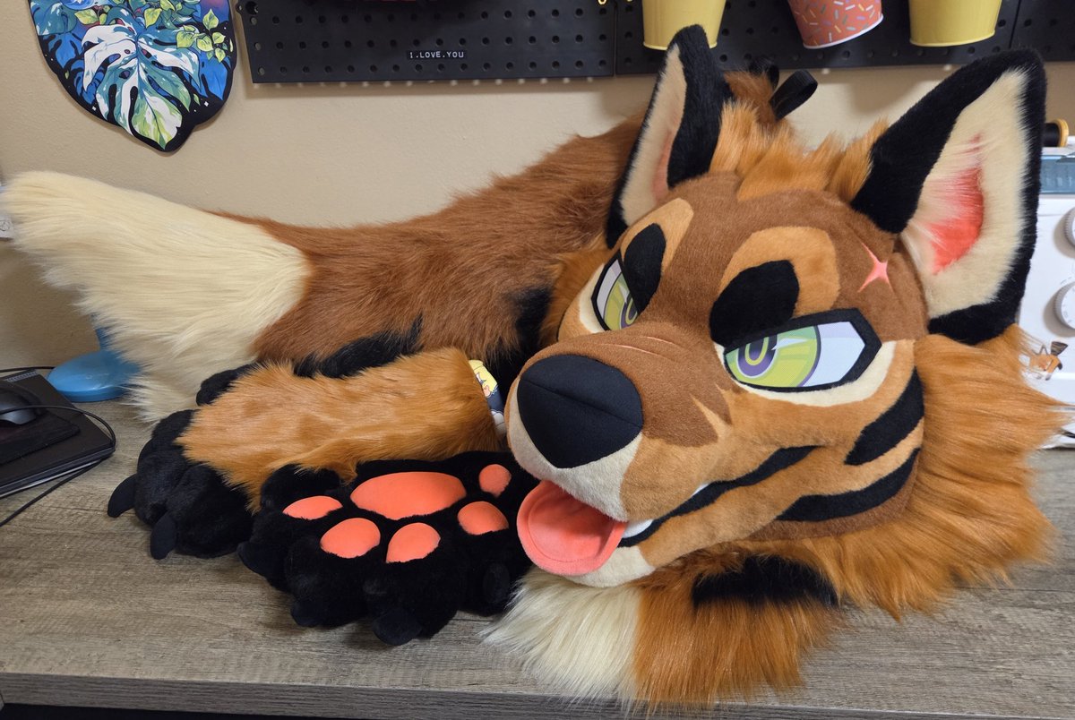 Multicolorbark's tweet photo. I'm working on an Auction channel for this premade and likely future suits. If you are interested in bidding on this partial follow the link! 💛✨️👉 https://t.co/KyFndhbARm https://t.co/aSKHxtfaNL