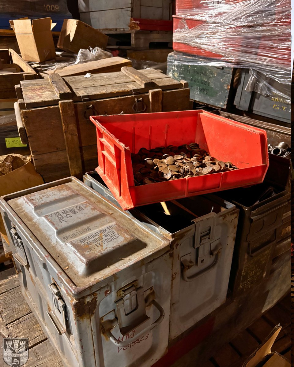 Sarco_Inc's tweet photo. We've got High Standards here at Sarco.

We're going through tons of pallets of High Standard parts and can't wait to update the site for you.

Or, if anyone is interested in the entire pile please give us a call...

#highstandard #pallets #sarco #unboxing #newarrivals https://t.co/rxSrIiFG86