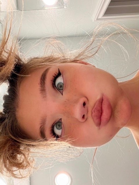 everydayPhia's tweet photo. can't believe so many losers wanna give a scammer like me free cash
 
go ahead beta, abuse ur wallet harder send to a 18 y/o loser rn 

ur life is fucked anyway lmao  

 catfish findom scamass betadom manscam https://t.co/ieE6M3WJ72