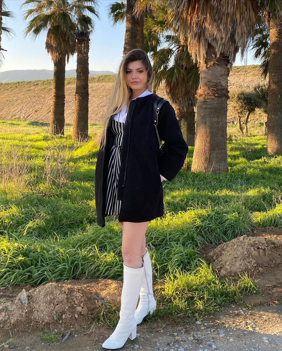 Simge Barankoğlu tweet media