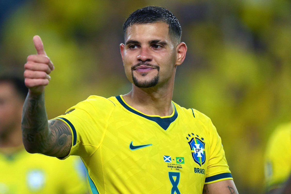 HeataoMil_grau's tweet photo. Gente, a gente precisa dar uma atenção SÉRIA nisso aqui.

A Copa do Mundo que está fazendo Bruno Guimarães é coisa MUITO SÉRIA.

É o melhor meio-campista da competição, sem muito papo.

Que jogador EXTRAORDINÁRIO. https://t.co/RyJFhOXuQF