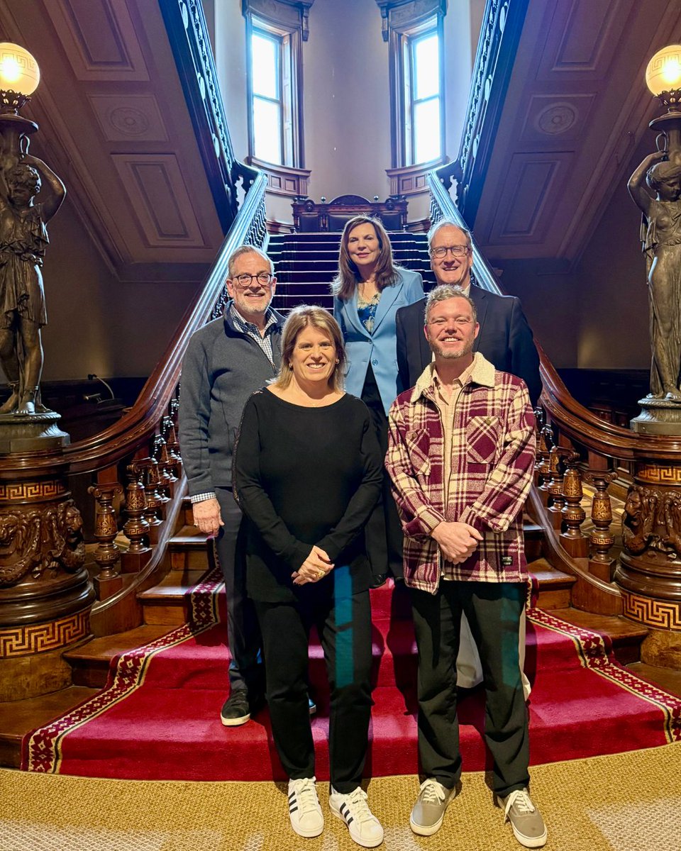 LockwoodMathews's tweet photo. Carl Raymond’s latest Gilded Gentleman podcast—recorded at the Mansion—spotlights our history and achievements with Chief Curator Emeritus Ulysses Dietz and Executive Director Susan Gilgore. Listen to the episode!: https://t.co/c8BWquXnh0 https://t.co/5j2AIrK1Hw
