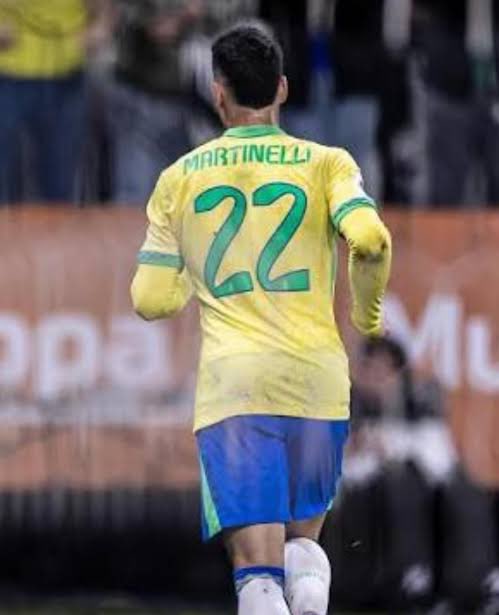 Santysta_2018's tweet photo. Quem salvou o Brasil - Martinelli https://t.co/iO6irEA5kx