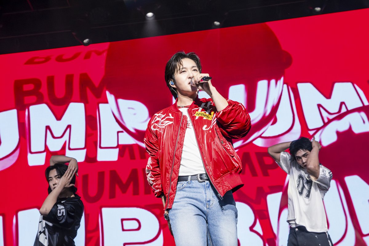 OAK_LIGHT_'s tweet photo. [🎞️] 2026 LEECHANGSUB FANCON in TAIPEI [EndAnd : The Uncut]
⠀
似乎直到現在
耳邊都還迴盪著昌燮與zz6친💙Melody的歌聲
⠀
那天的昌燮
集帥氣、可愛、搞笑、溫柔⋯於一身
在 Spotlight 下閃耀的每一個模樣
都透過一張張照片被好好收藏
將屬於你我的瞬間
裝進不會褪色的旋律之中📷
⠀
越過今日，在未來的某一天
經歷四季流轉後
相信我���終將再次相見 ◡̈ ⋆⁺₊⋆
⠀
결국에 우린 만나게 될 거야 .ᐟ.ᐟ
⠀
⋆｡˚ ☽ ─── ▷⋆｡˚ ─── ⋆｡˚∥ ─── ▷⋆｡˚ ☾
⠀
高畫質活動照片🔗
https://t.co/h1DxH7nU6U
⠀
粉絲福利「1:10團體合照」已上傳至雲端
中獎的 zz6친💙Melody 可以掃描福利券上的 QRCODE ，下載屬於你們的珍貴回憶囉！

#이창섭 #李昌燮 #LEECHANGSUB #EndAnd_TheUncut