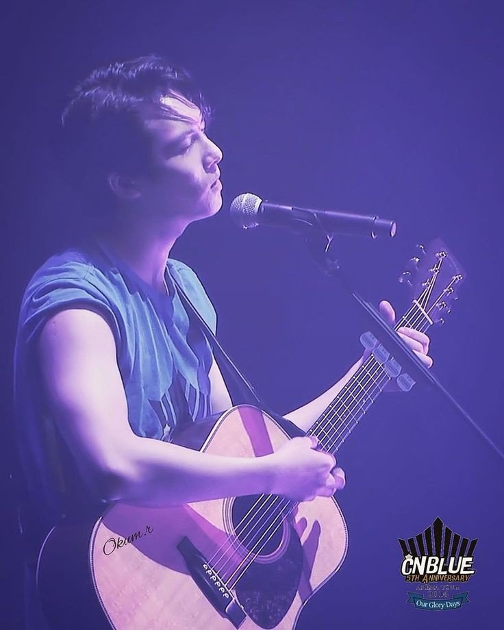florikpop's tweet photo. En estos instantes, en estos días, en esta racha tan dura... Recibe todos los ánimos de alguien que te quiere, de alguien que te quiere ver con más fortaleza que nunca. Yo creo en ti, y siempre lo haré. @josh_origin #oneleejonghyun #leejonghyun #cuidadopersonal https://t.co/JYZfpV6zCJ