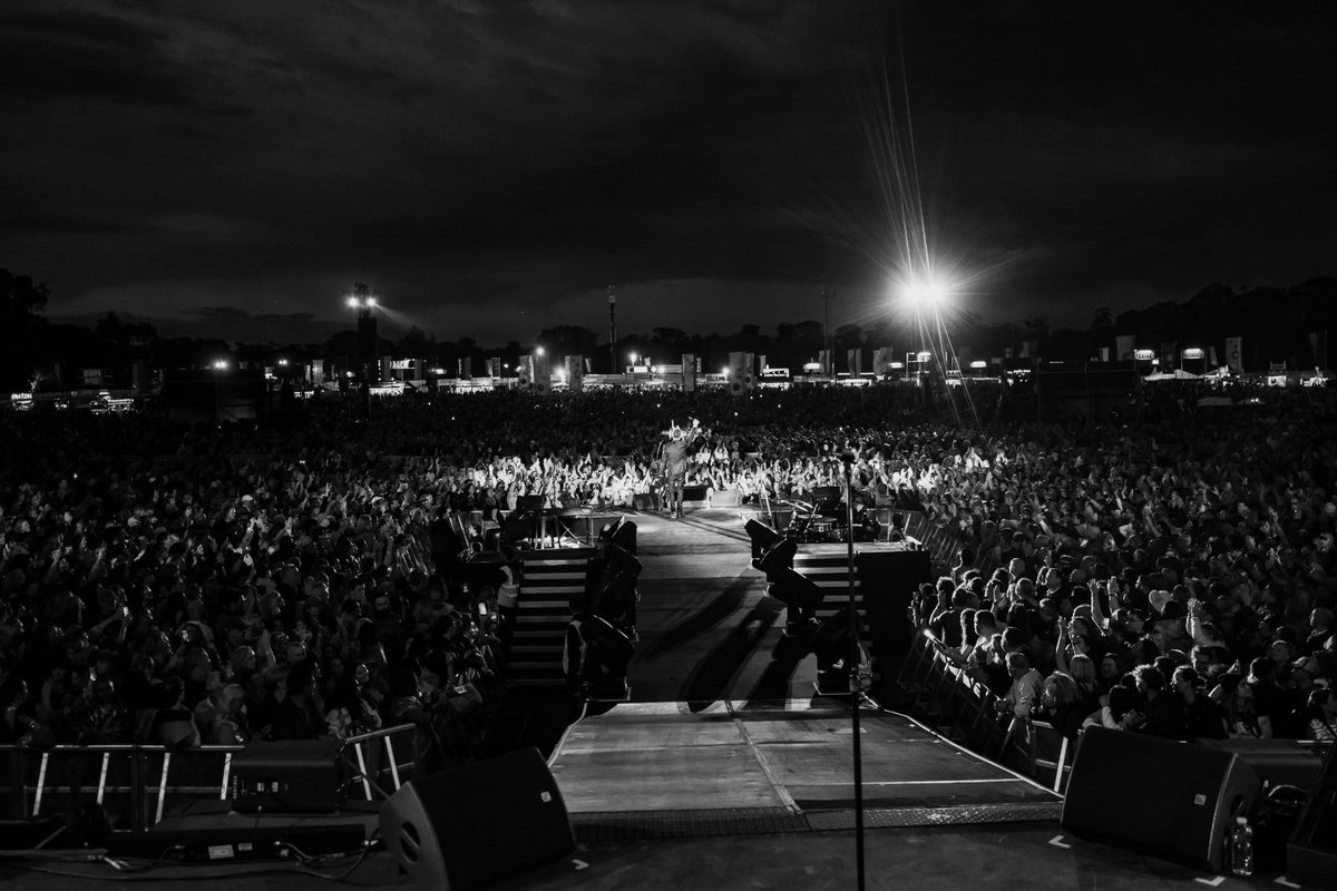MichaelBuble's tweet photo. Malahide Castle. Unreal setting. Even better crowd. Thanks for an amazing night, Dublin. You never disappoint. Let’s do it again soon! https://t.co/nK5obZkinN