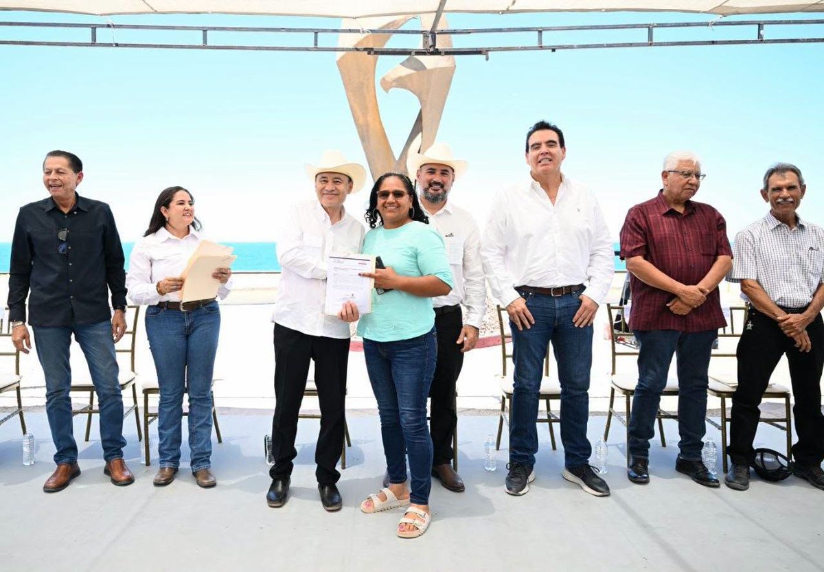 oscargoulloa's tweet photo. Respalda Gobernador Durazo a más de 3 mil familias del sector pesquero con equipo renovado https://t.co/VS13ZsPebC https://t.co/yMbl6QFEPK