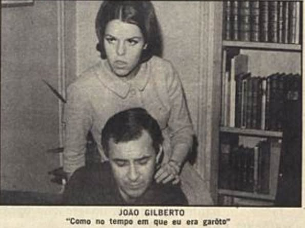 viledesma's tweet photo. "Talvez eu queira voltar a ser um garoto. De lá pra cá, aprendi muita coisa e essas coisas aparecem nas minhas músicas. E agora sou obrigado a refinar cada vez +, até voltar à verdade + simples, Como no tempo em q era um garoto"
João Gilberto (com Miucha) em 68 na Fatos e Fotos + https://t.co/QONBXU8jZ0