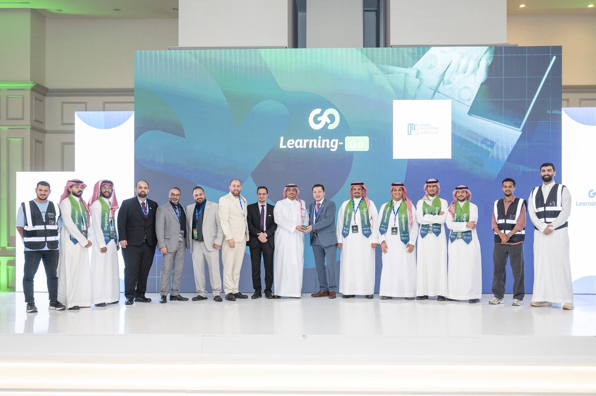 miras_agency's tweet photo. نفخر في مراس التنفيذ بتنظيم وتنفيذ مؤتمر Learning-Go.
كل الشكر لفريق @Learning_Go_Com ، وللأستاذ محمد خير  والأستاذ @AmjadFaour على تعاونهم وثقتهم، والشكر موصول لفريق مراس التنفيذ على جهودهم التي أسهمت في نجاح هذا الحدث.
ونتطلع إلى مزيد من النجاحات والشراكات المثمرة. https://t.co/b0wv1WVJoz
