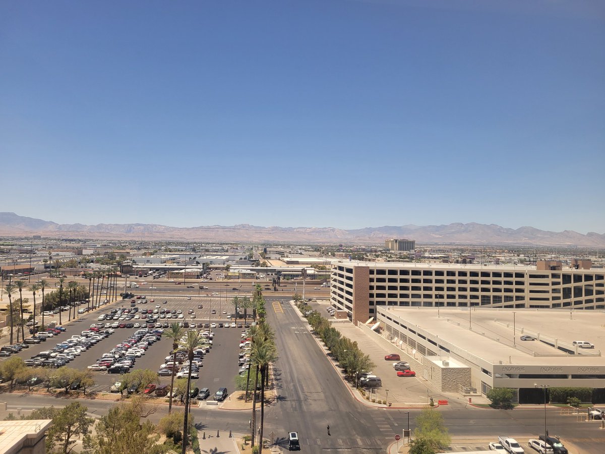 Necroshade58's tweet photo. As always I never take as many pictures as I should, but having a chance to finally attend am EVO after years of watching from home was pretty surreal. Added on was visiting places I hadn't been to in almost 4 years was refreshing.

I will be back, truly a weekend to remember. https://t.co/6h6bGPuSDI