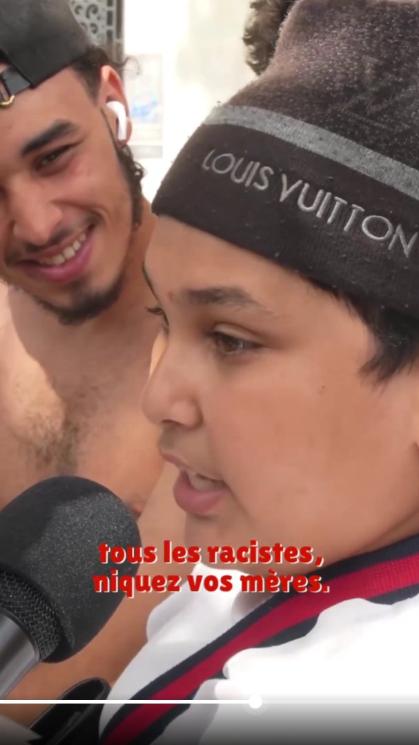 DinorFtDrake_'s tweet photo. Mon goat éteins les fachos dans leur micro trottoir🥺❤️ https://t.co/urERKsDmOX