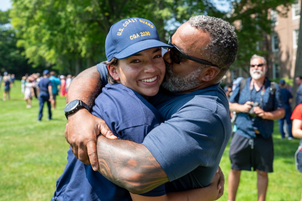 USCGAcademy's tweet photo. The journey begins. ⚓
This afternoon the Class of 2030 raised their right hands, took the oath of office, and said goodbye to their families as they began their 200-week journey at the U.S. Coast Guard Academy.
#USCGA #USCG #ClassOf2030 #SwabSummer https://t.co/dZhAlsMiOC