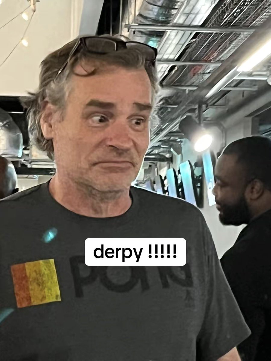 mrleonardsgf's tweet photo. just remembered this photo exists https://t.co/LmKydsRPSX