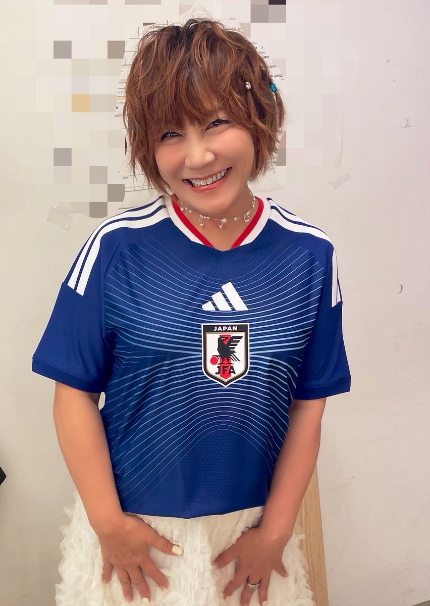 rica_matsumoto3's tweet photo. 沢山の勇気、元気、感動をありがとう。
ずっとみていたかったチーム
サムライブルー、日本…
最高でした🇯🇵

胸はって帰ってきてくださいね✨⚽️ https://t.co/FJdYSXTr9m