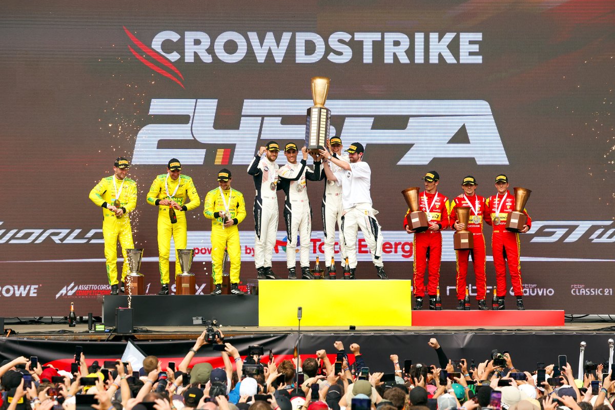 CrowdStrike tweet media