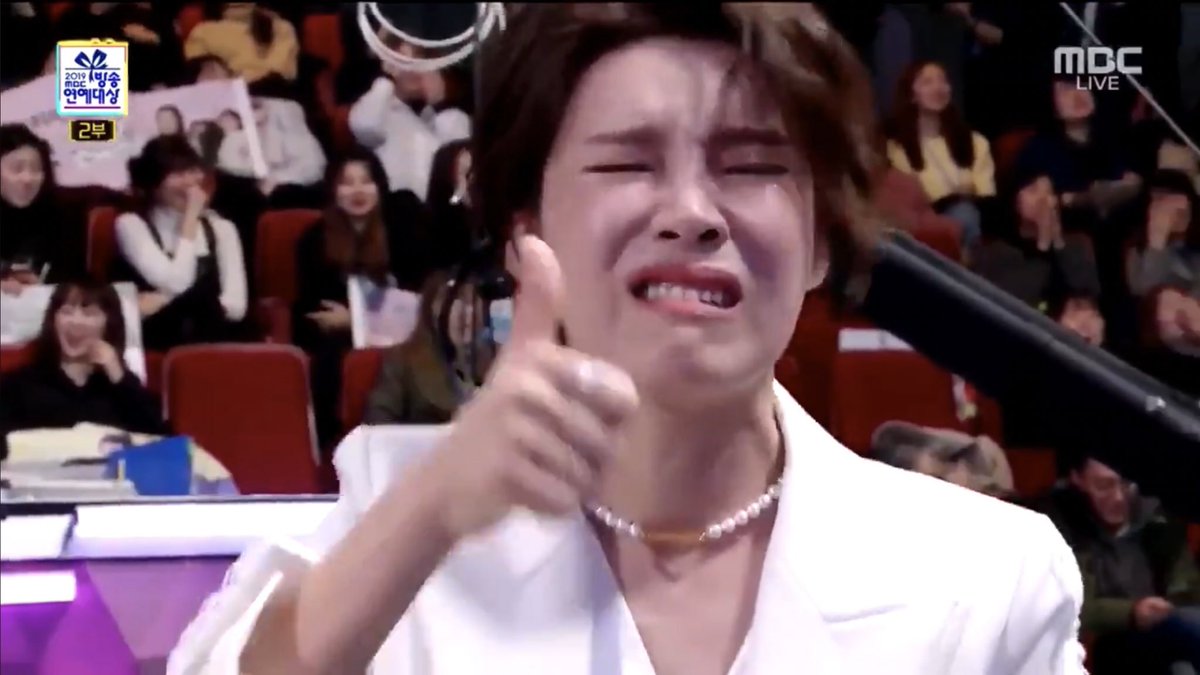 yourmelodie's tweet photo. 와 나 기절할거 같음... ㅈㅎ 그 서율 느낌 아닙니까? 하 나 진짜 미친 너무 좋아 어캄 진짜 !!!! https://t.co/9dMjzfB2Ze