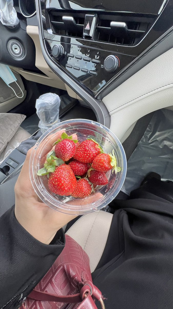 Amjim120's tweet photo. 🍓 https://t.co/IHlLfDOYT7