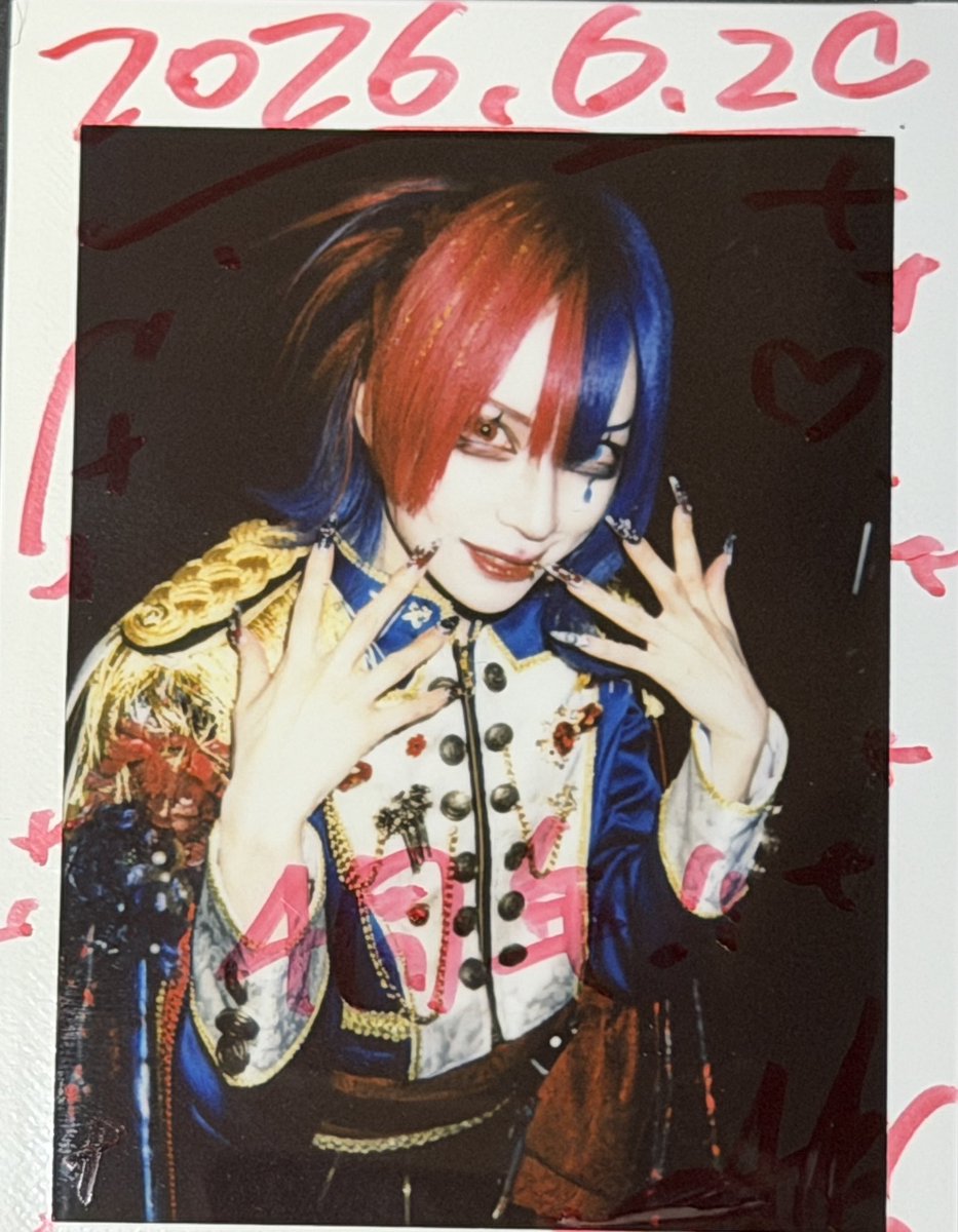SUMIOSeptember's tweet photo. 4周年を締め括るに相応しい
素敵過ぎるライブでした！
前回を超える素敵な演出
メンバーそれぞれの想いを詰め込んだ
絶望セカイ〜悲しみの先…終結編〜

サブタイトルの意味に感涙

そして
傷付いた手を
孤独を感じる心に
寄り添う
マーキュロこそ
絶望の世界に輝く希望のヒカリ

詳細感想はALTにて https://t.co/cu3meCG2W0