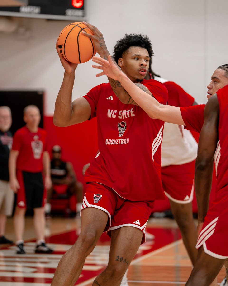 PackMensBball's tweet photo. First 👀 at @SHall0421 https://t.co/WgOYzSnpte