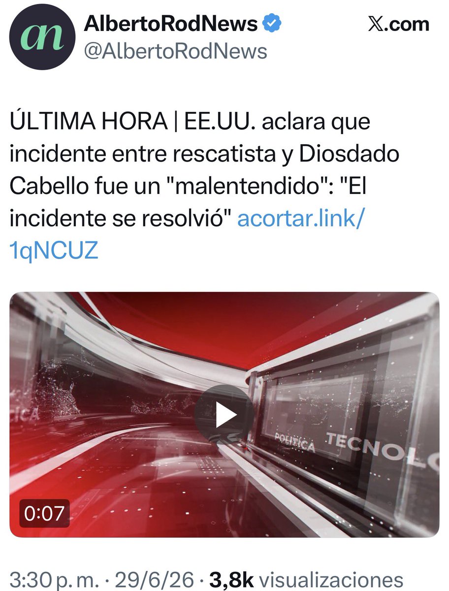 4F_Mamba's tweet photo. Marines no tuvieron más otra opción que acatar las órdenes de Diosdado Cabello. https://t.co/DkkjDkk4SU