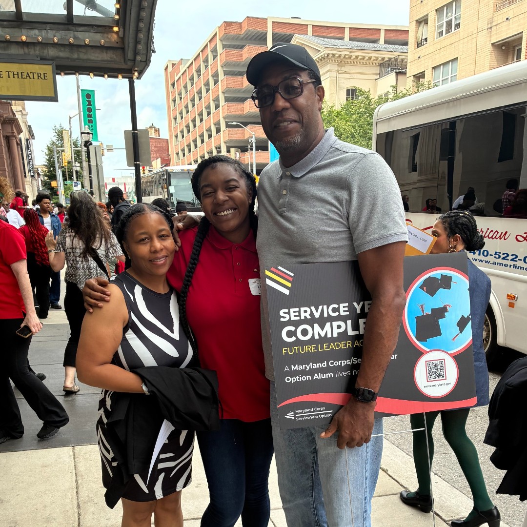 ThreadBaltimore's tweet photo. Congratulations to all of Thread's Maryland Service Year Graduates! Service Year, also known as the Maryland Corps, provides young people across Maryland with the opportunity to serve their communities, gain real-world experience, and build professional skills. https://t.co/piK1OJSJVH