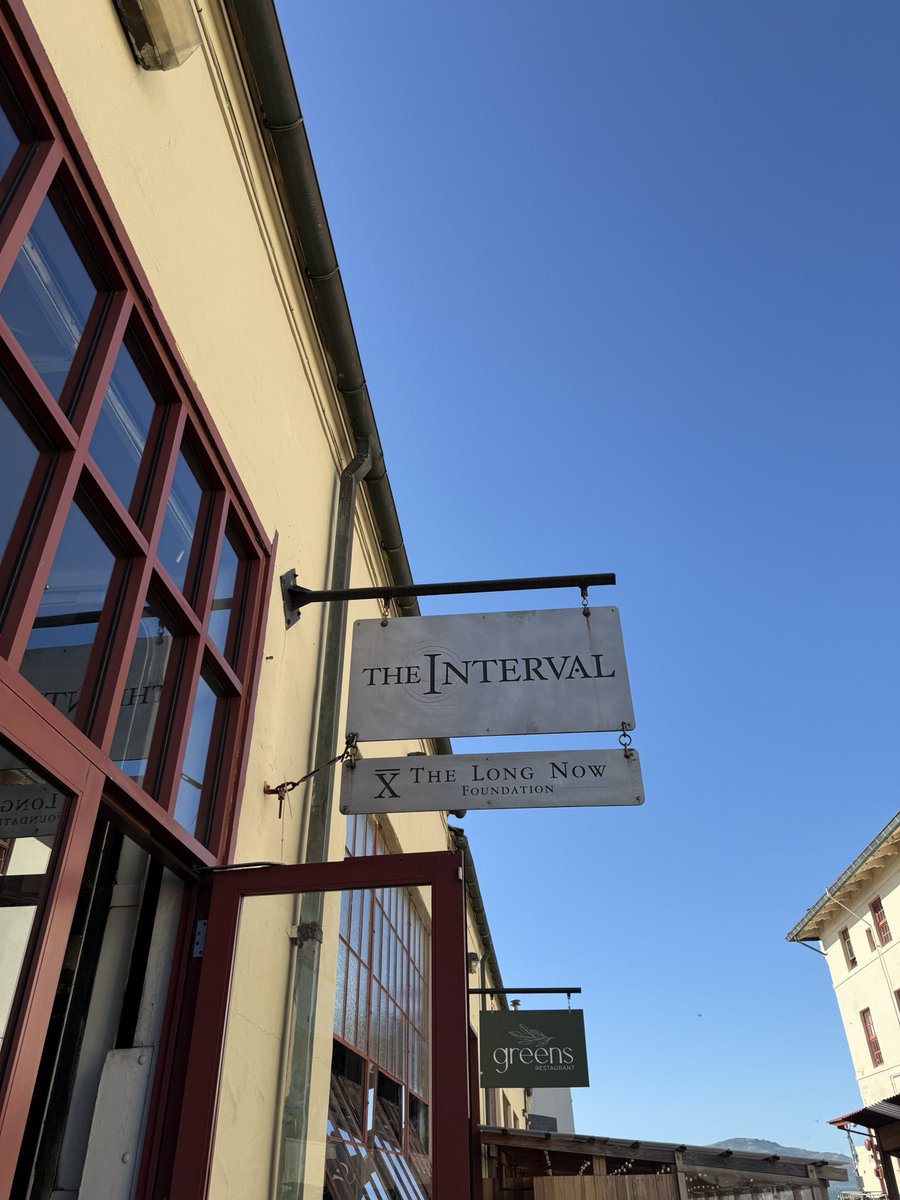 graxwell's tweet photo. I also stopped at the bar Interval after the show, where I had an unbelievably good Gimlet, and got to try their Bistlecone Gin which was very unique and special! https://t.co/izI81M8iFH