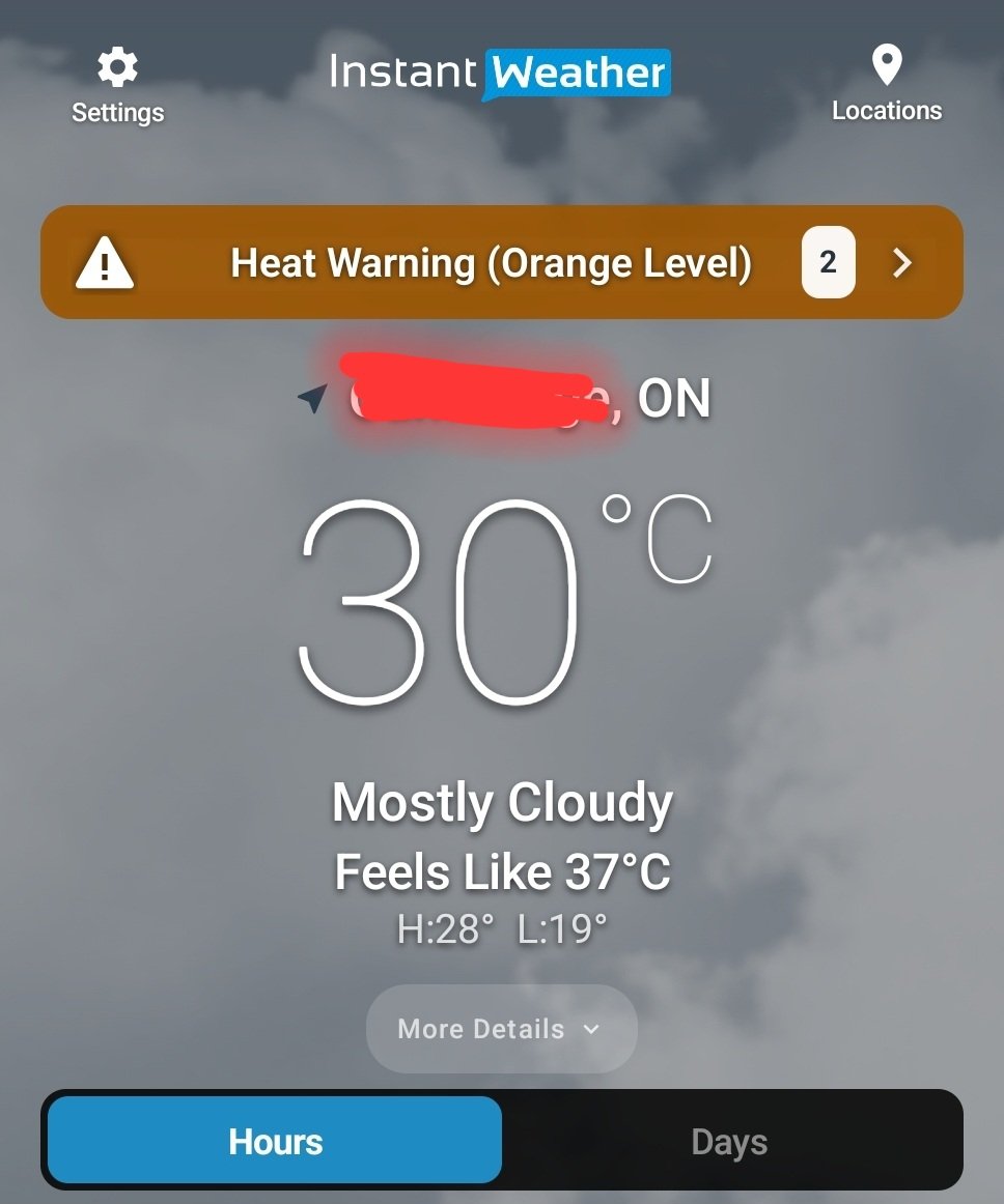 Duckie_2's tweet photo. Why am I seeing dumd people wearing a sweater and a coat. 🙄 https://t.co/Hgtsx0sRh8
