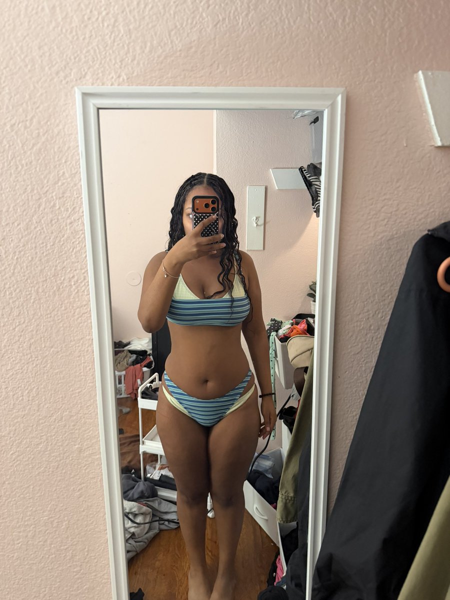 rianaphobia tweet picture
