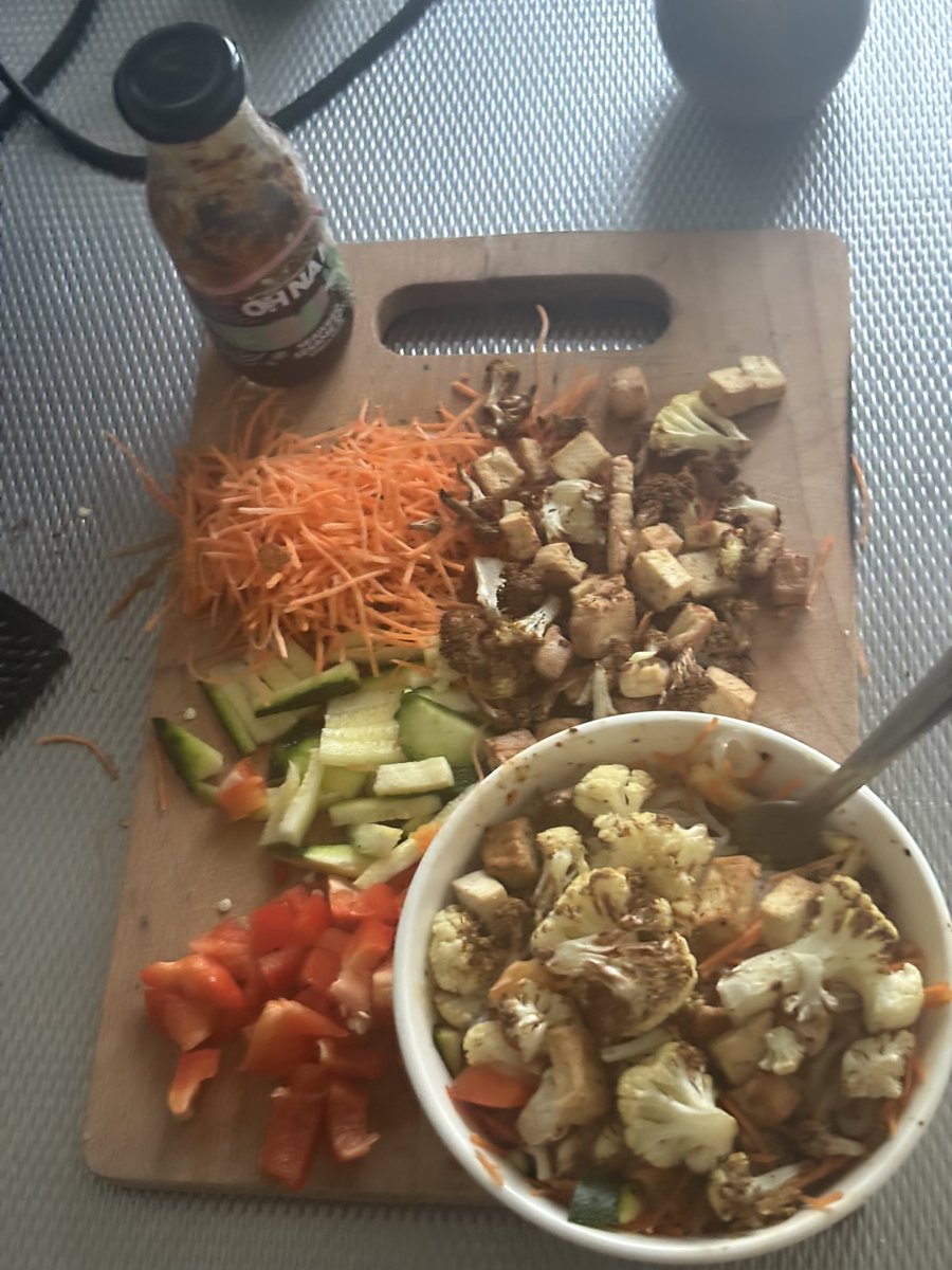 4amshivers's tweet photo. i’m the queen of volume eating >:) 107c in total https://t.co/JemYdH2cY2