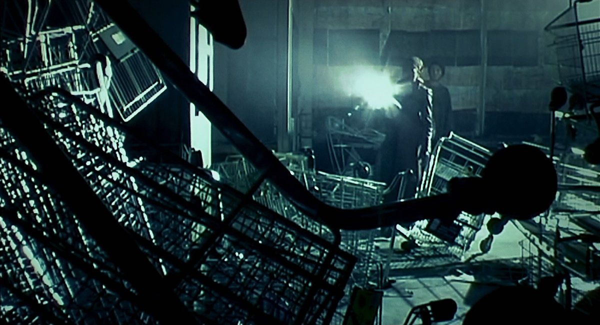 filmfr4me's tweet photo. 28 Days Later (2002)
director: Danny Boyle https://t.co/HMVayTxuXO