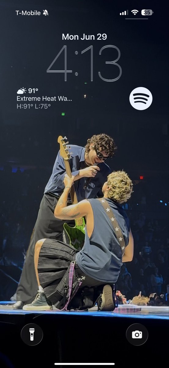 redlinearianna's tweet photo. pouty calum and luke https://t.co/pEJAUOnY7o