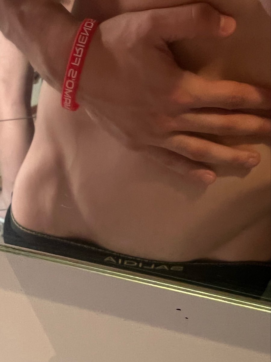 alexstudentboy's tweet photo. RT and I’ll dm you the video 🥵 https://t.co/glagQDlKRU