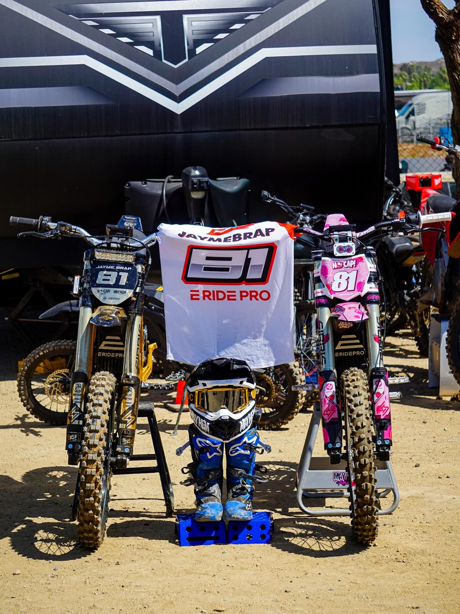 marf1icks's tweet photo. @emotoracinglive round 2 📸@mar.f1icks📸@pinnedelectric @surmomster @rerode.usa https://t.co/62bL89zNqp