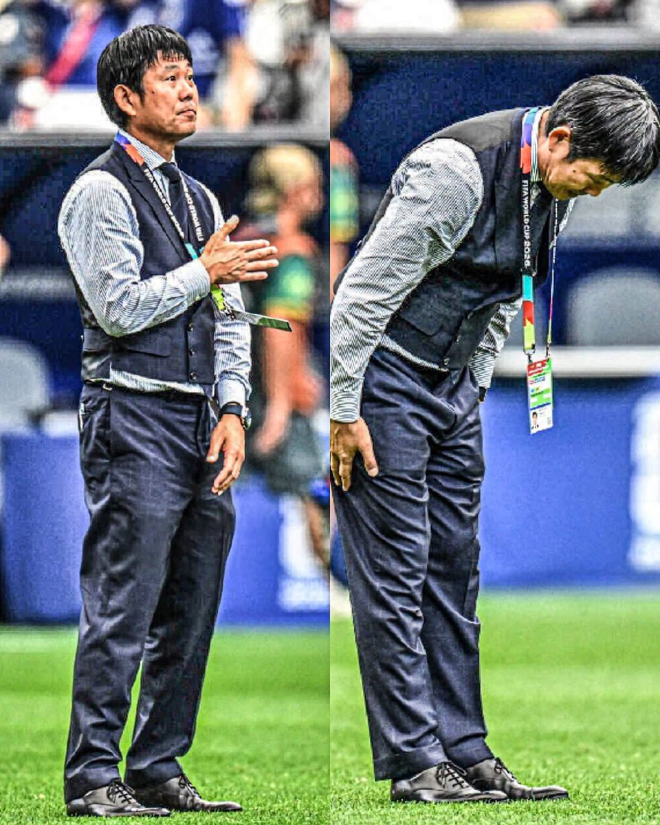 MotivacionesF's tweet photo. 🥹🇯🇵 ¡UFFFF… QUÉ POSTAL!

Tras la dolorosa eliminación de Japón en la Copa del Mundo, Hajime Moriyasu, con lágrimas en los ojos, se acercó a la afición que acompañó a la selección durante todo el torneo e hizo una última reverencia (ojigi), el tradicional gesto japonés para expresar respeto y agradecimiento.

No hay absolutamente nada que reclamarle a este equipo. Compitió hasta el último segundo, nunca dejó de creer y nos regaló algunos de los momentos más inolvidables de este Mundial.

El hombre de la libreta. El entrenador que hizo que muchos volviéramos a sentir que los Supercampeones podían existir.

Si algún día toca caer, que sea con la dignidad, la humildad y el orgullo con los que cayó Hajime Moriyasu.

🇯🇵 Arigatō, Sensei. Su legado ya es eterno.