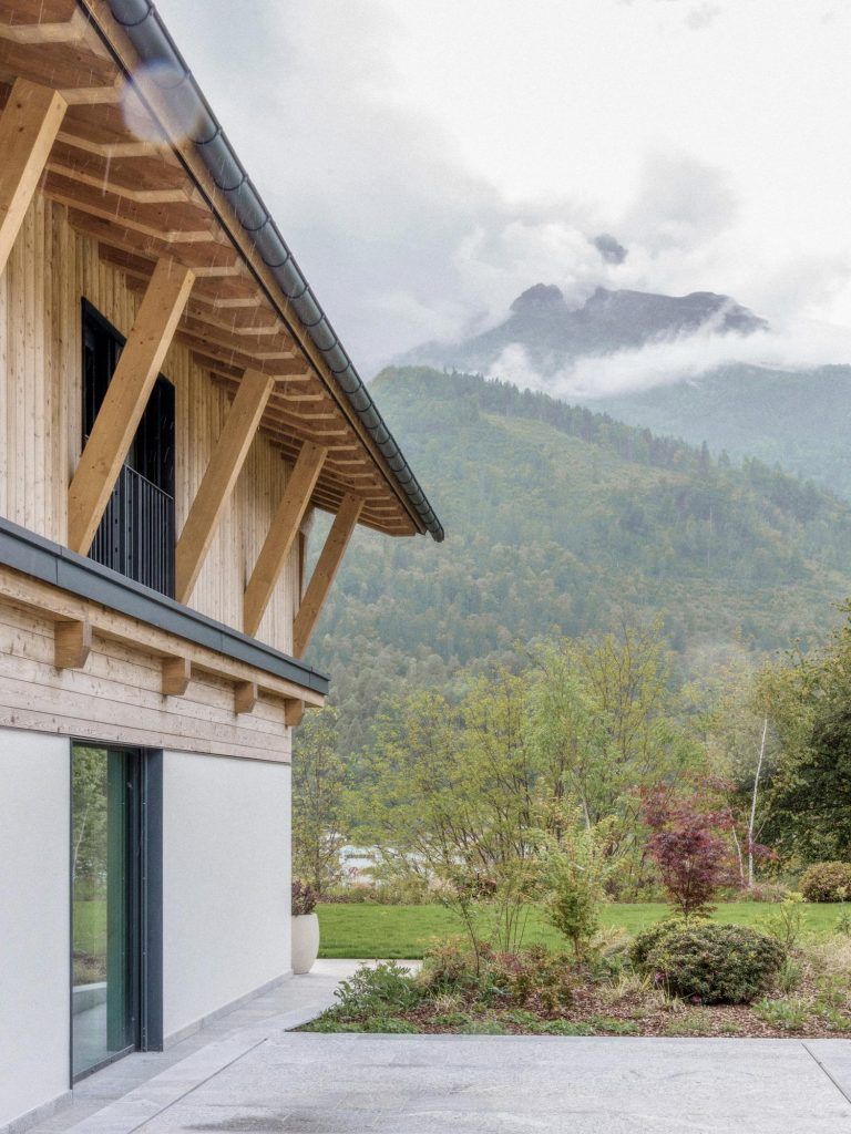 afasiaarq's tweet photo. #BOTTER . BRESSAN https://t.co/DVwR7HxCHj | posted by afasia | daily entries on contemporary art and architecture #afasiaarchzine #afasiaarq |
CHALET SARA STUDIO BOTTER . STUDIO BRESSAN @studiobressan . photos: © Oliver Jaist Set within lush green surr… https://t.co/ZqysKf9Ynd