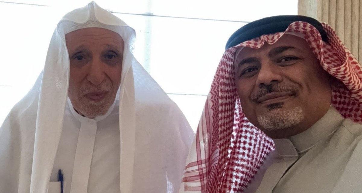 MajedGaroub's tweet photo. تشرفت وسعدت بلقاء السيد عبدالرحمن حسن شربتلي رئيس مجلس المديرين لمجموعة شركات النهلة،،
سررت خلال اللقاء بإطلاعه على محتوى كتابي القادم عن #الإدارة و #القانون ، #الاستثمار_الرياضي ،، 

السيد عبدالرحمن شربتلي أحد القامات البارزة في قطاع الأعمال وصاحب مسيرة حافلة بالعطاء والإسهام في العديد من القطاعات الاقتصادية والتنموية وأحد رواد العمل المجتمعي  من خلال رئاسته لمجلس الأمناء لمؤسسة معالي السيد حسن عباس شربتلي لخدمة المجتمع @hasfdn

#النهلة_قروب #ساكو #ساماكو #ساماكو_للسيارات #الصقر_للتأمين #بنك_الرياض #جدة_الاقتصادية #JeddahTower  
@AlNahlaGroup
@RiyadBank
@AskRiyadbank
@alsagrinsurance
@alsagrcare
@Saco_KSA
@Jedd_Eco_Co
@SamacoKsa
@InterConHotels
