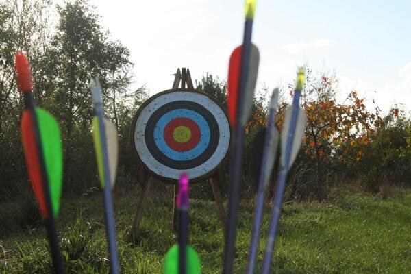 H5adventure's tweet photo. 🏹 Weekend Archery at Marlborough College Boarding Houses! 🏹

Looking for an exciting weekend activity for your boarders? 

🎯 Suitable for all abilities
🏹 Professional equipment provided
😊 Fun, engaging, and supervised throughout https://t.co/dpBaNyPX67