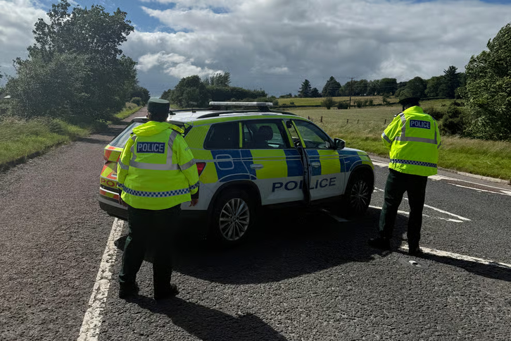 NortedeIrlanda's tweet photo. El norte de Irlanda: North Derry Republican Group reivindica la colocación de un artefacto explosivo viable... https://t.co/BFpVrHhmf3 https://t.co/6nLL5eJYYw