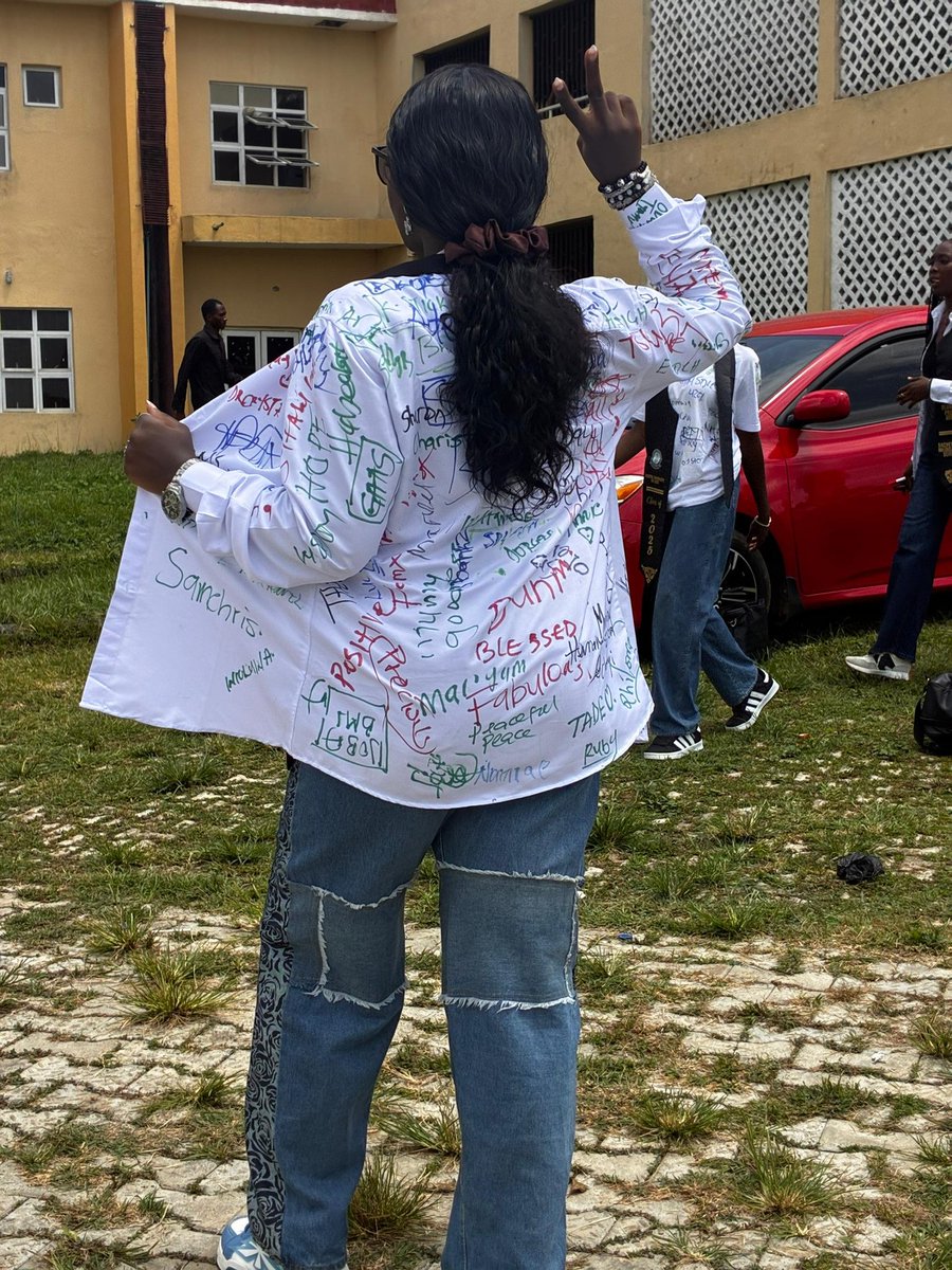 Ola_sola_Precy's tweet photo. God Did 🥹❤️
I will share my testimony later 
#signout 
#graduate 
#BMLS https://t.co/pKjyfkiVc5