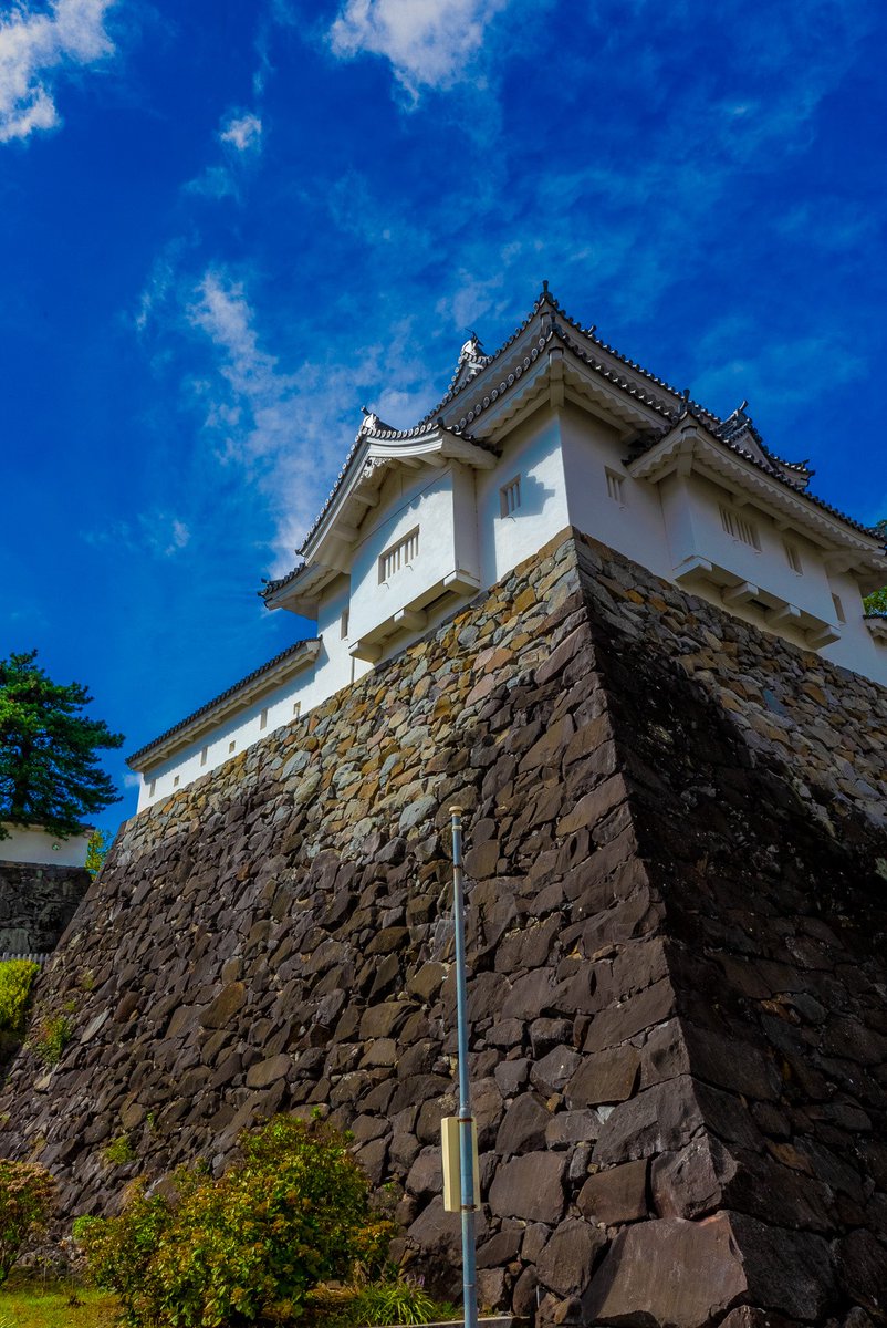 tabi_samurai_'s tweet photo. 「甲府城の石垣」
#野面積み

天守台をはじめ現存の高石垣
場所により異なる積み方が見れる

#甲府城 #城 https://t.co/isYnesZjts