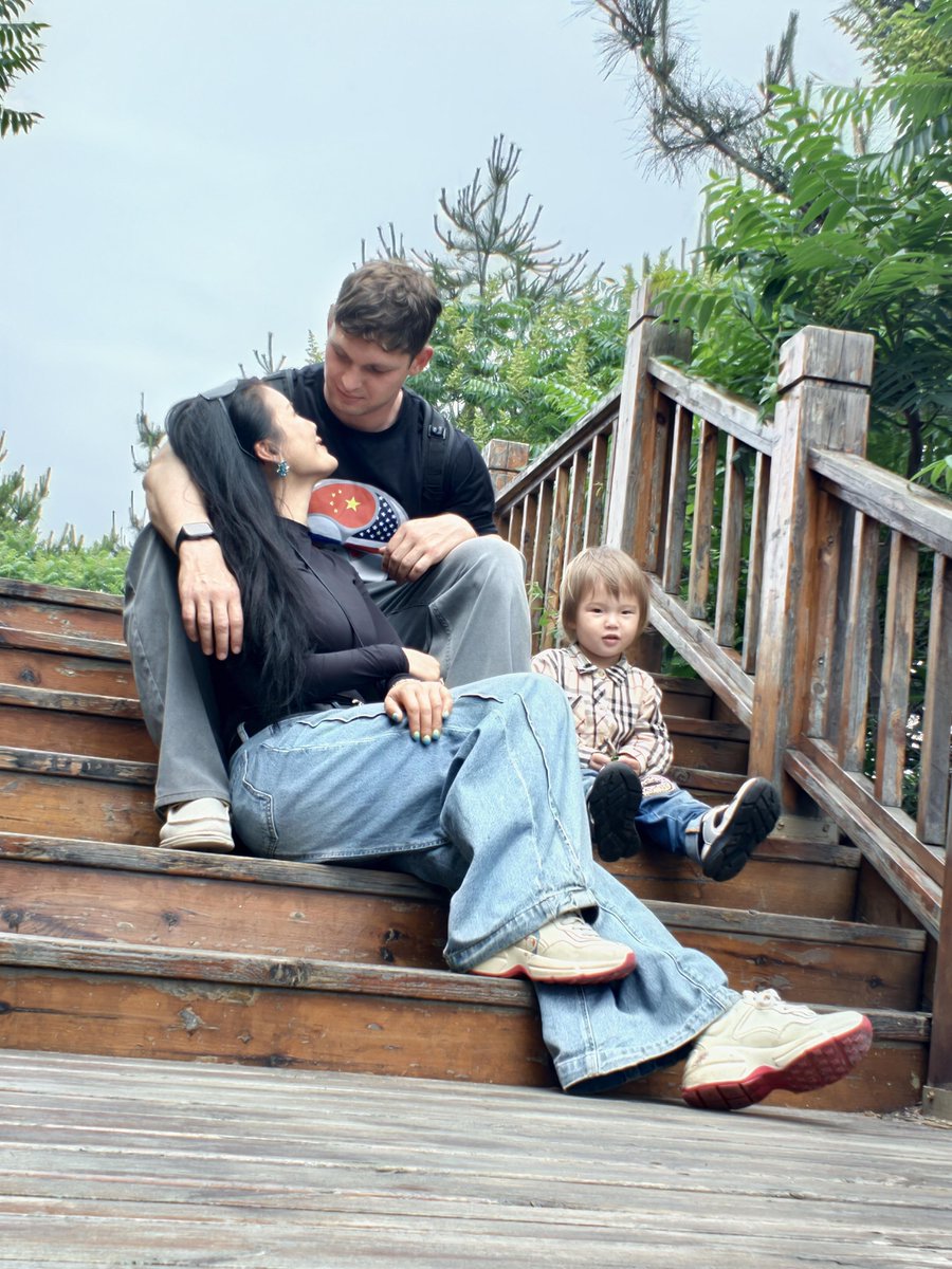 wmaf_couples's tweet photo. WMAF couple / family # 808 - Russian ๐ท๐บ and Chinese-HongKonger ๐จ๐ณ๐ญ๐ฐ
#wmaf #whitemaleasianfemale #interracial #interracialcouple #internationalcouple #afwm #wmaw #internationallove #whiteguysasiangirls #whiteguy #asiangirl #asiangirlwhiteguy #russian #ๅผๅฝๆ #ไธญๅคๆ
ไพฃ #chinesegirl https://t.co/7pXMphPl8X