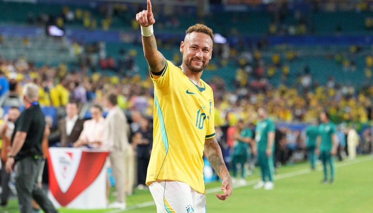 NoticiasBqto's tweet photo. 🙏 🇧🇷 #Solidaridad:  El futbolista brasileño Neymar Jr. donó 250.000 dólares para las víctimas del sismo en Venezuela 🇻🇪⚽

Los fondos se destinarán a refugios, alimentos, agua y medicinas para las familias damnificadas. https://t.co/hQYzvWfzMU