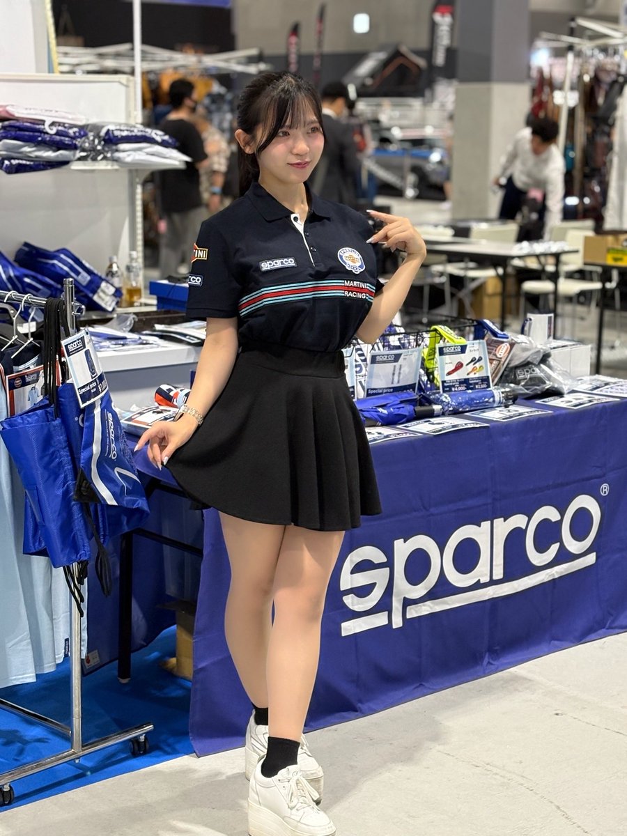 n_eitasan's tweet photo. 2026.05.17
#オートメッセin愛知2026
#奥田千尋(@hiromiyanyanko )さん
スパルコブースの前で。
ご対応ありがとうございます😊
#sparco
#オートメッセin愛知 https://t.co/rKys44Lib7