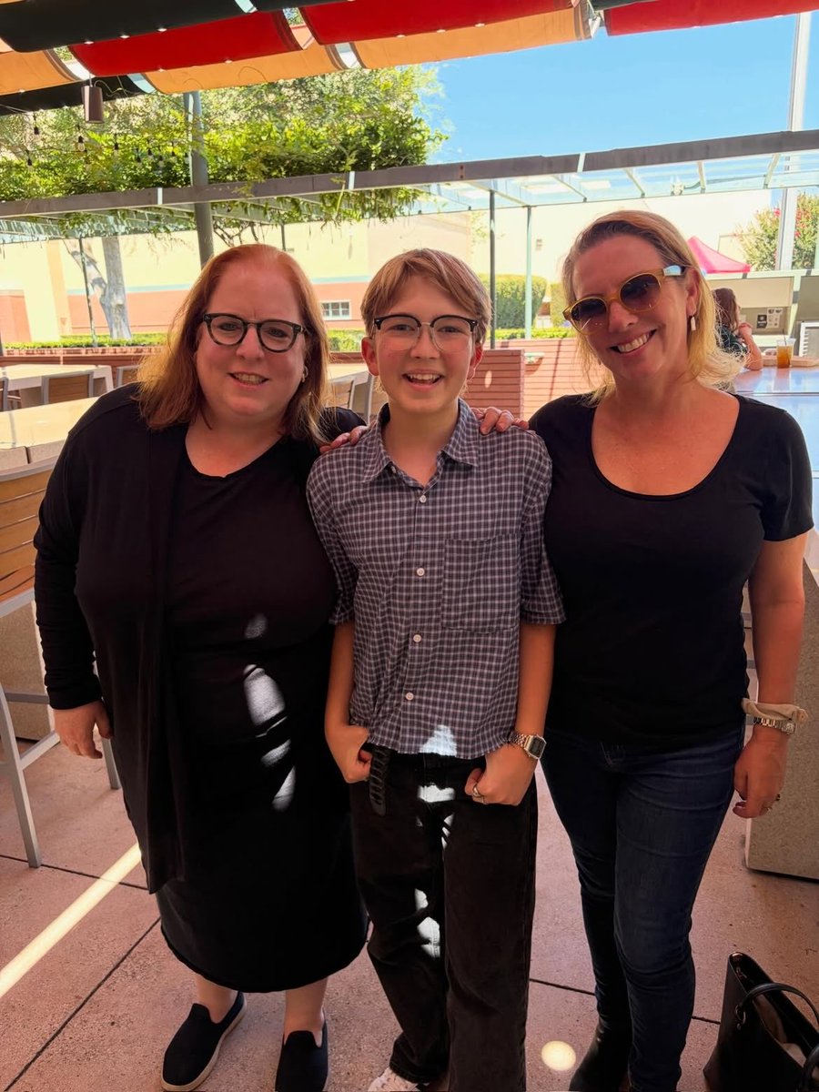 hpsourced's tweet photo. Matthew with the new showrunners, Lilla and Nora Zuckerman! https://t.co/LiA2GLZTSm