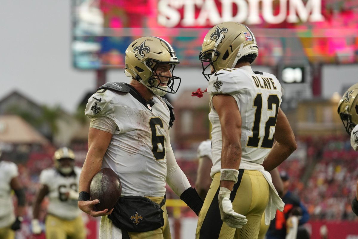 Saints's tweet photo. Photos we refuse to crop in honor of National Camera Day 📸 https://t.co/DZ2ZzbpHa8