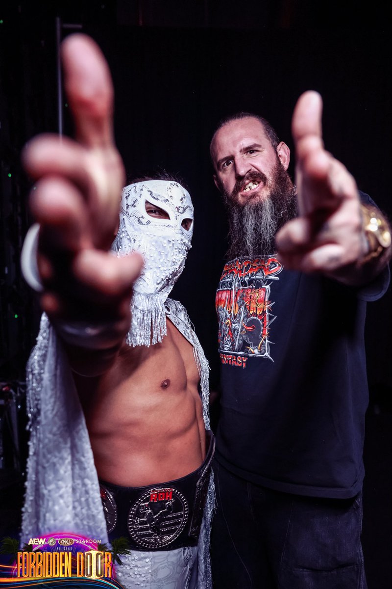 RyanLoco's tweet photo. Flicks from backstage || 📸 for @AEW https://t.co/C7uSc8qARy